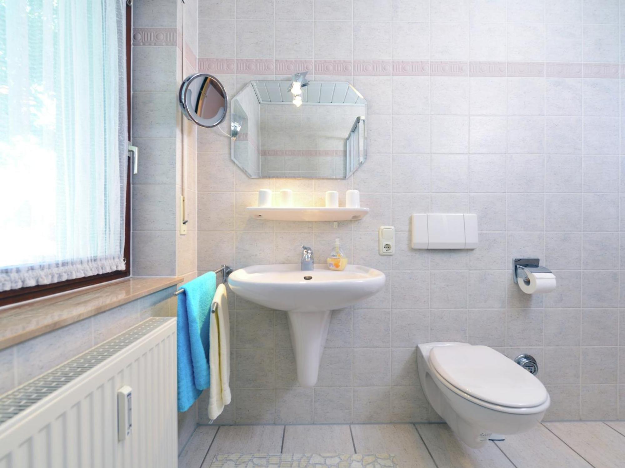 Quaint Apartment In Eimelrod Near Lake And Water Sports Willingen  Exteriör bild