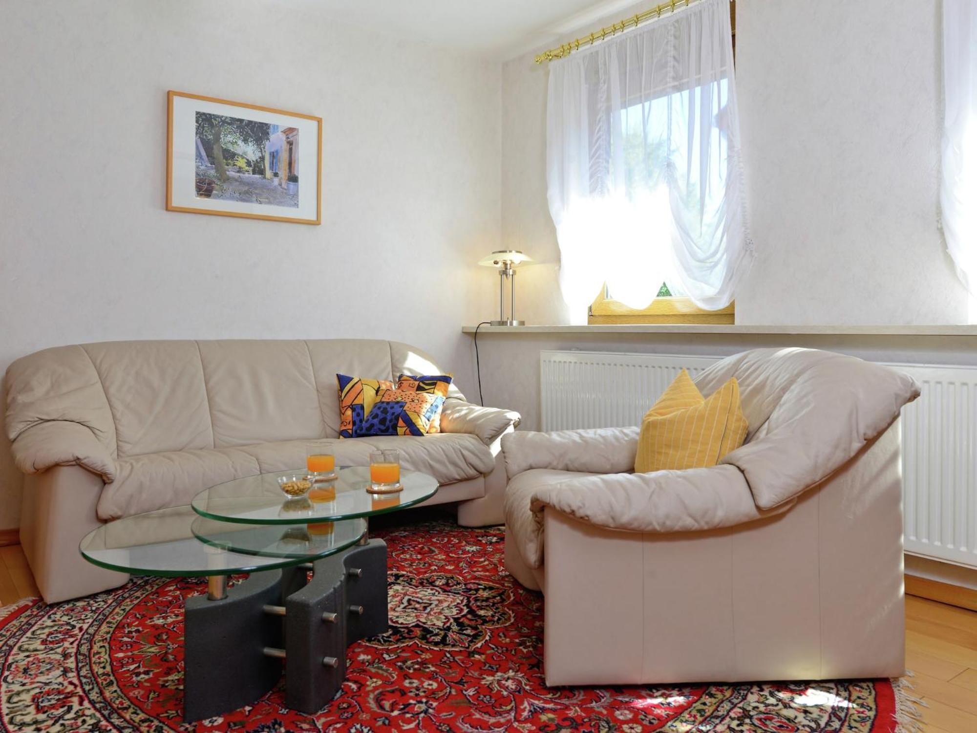 Quaint Apartment In Eimelrod Near Lake And Water Sports Willingen  Exteriör bild